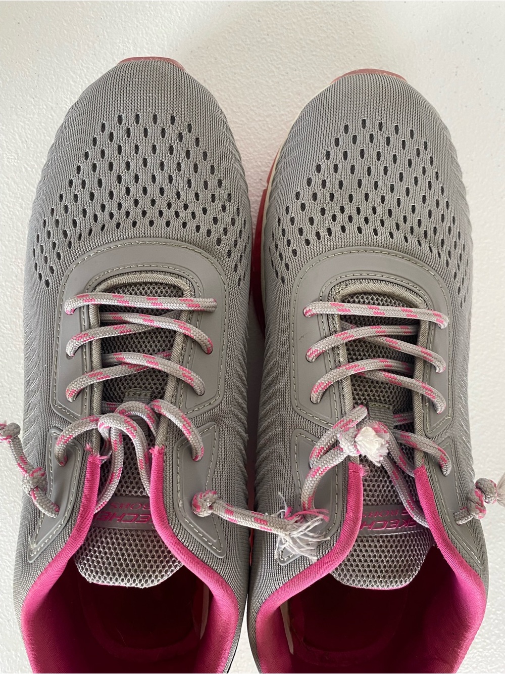 Sketchers Bobs Gray/Pink Women's Comfort Shoe Memory Foam Size 8.5" - Picture 10 of 12